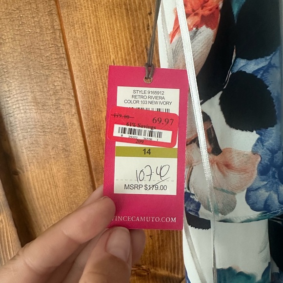 Vince Camuto Retro Riviera Dress - Picture 3 of 3